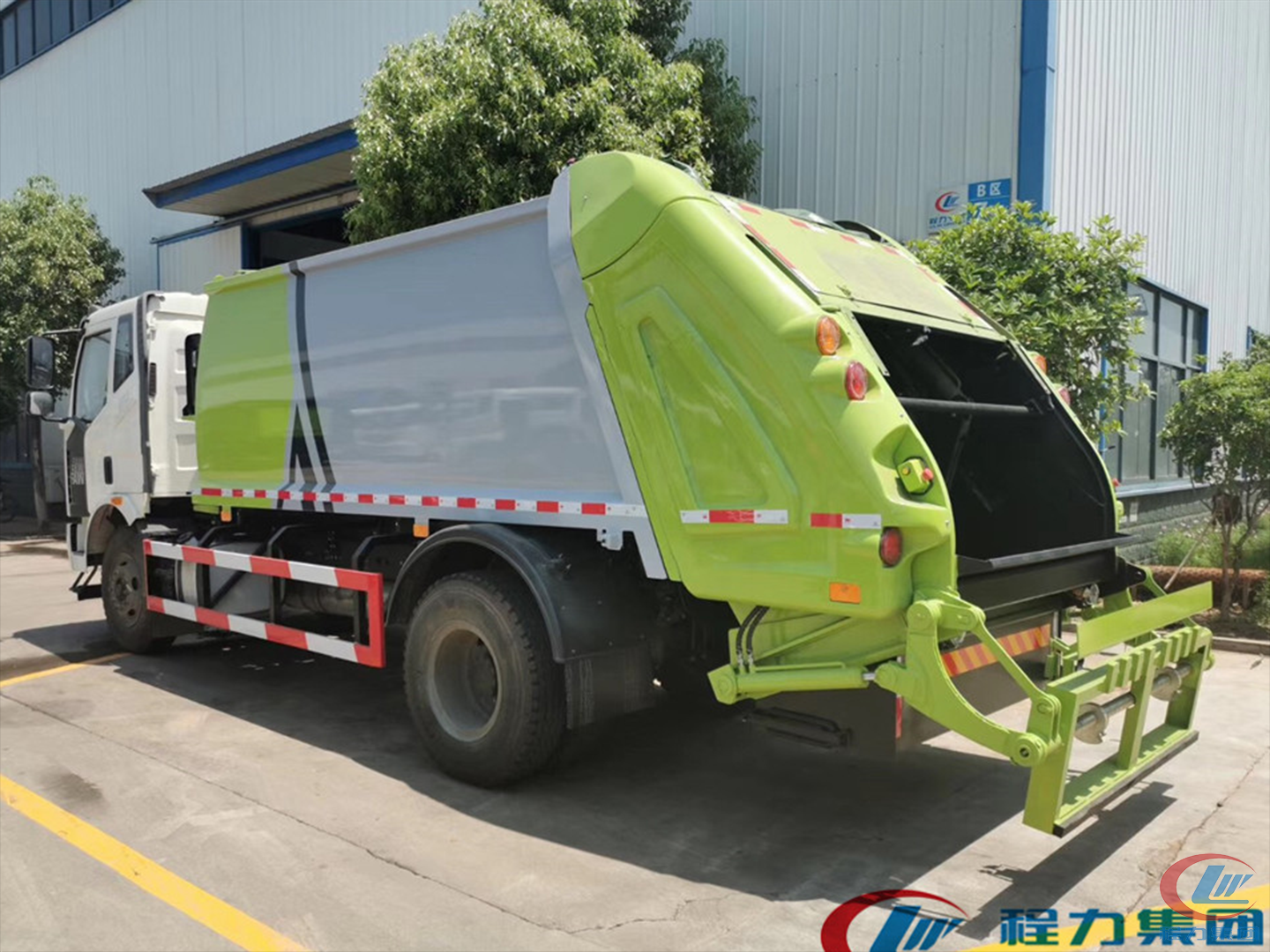 國(guó)六12方解放J6壓縮垃圾車