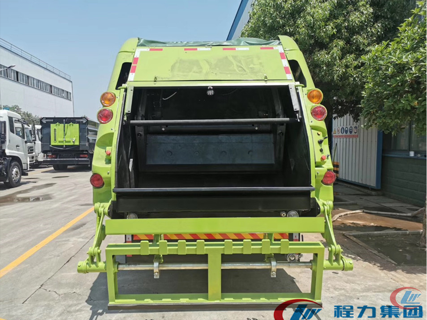 國(guó)六12方解放J6壓縮垃圾車