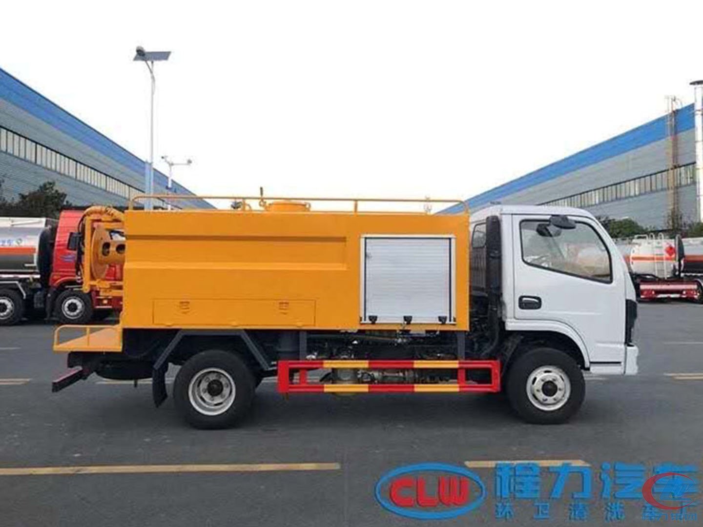 東風(fēng)福瑞卡藍(lán)牌高壓清洗車(chē)