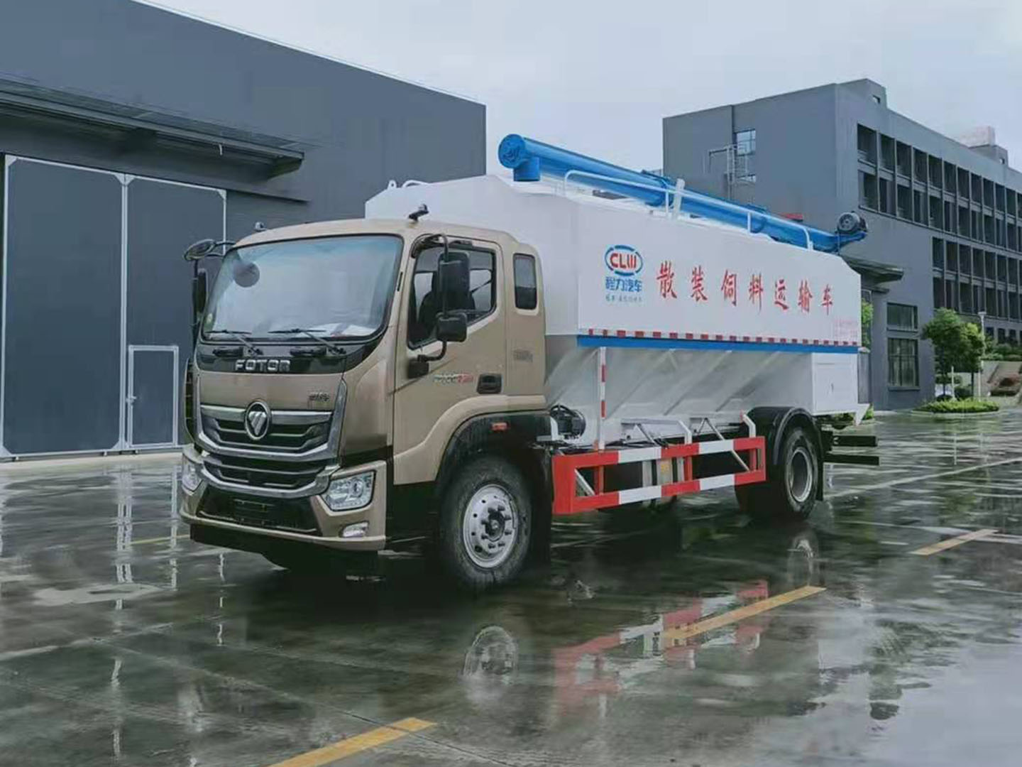 國(guó)六福田奧鈴單橋散裝飼料車(chē)