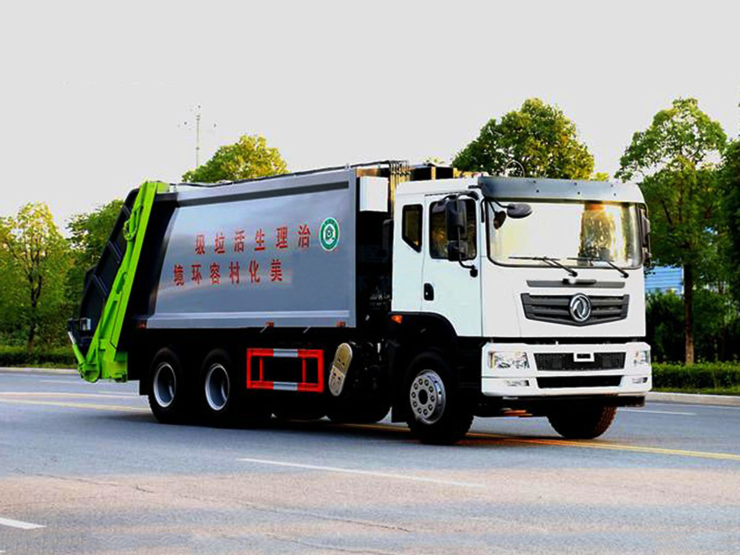 國六東風(fēng)華神后雙橋壓縮垃圾車