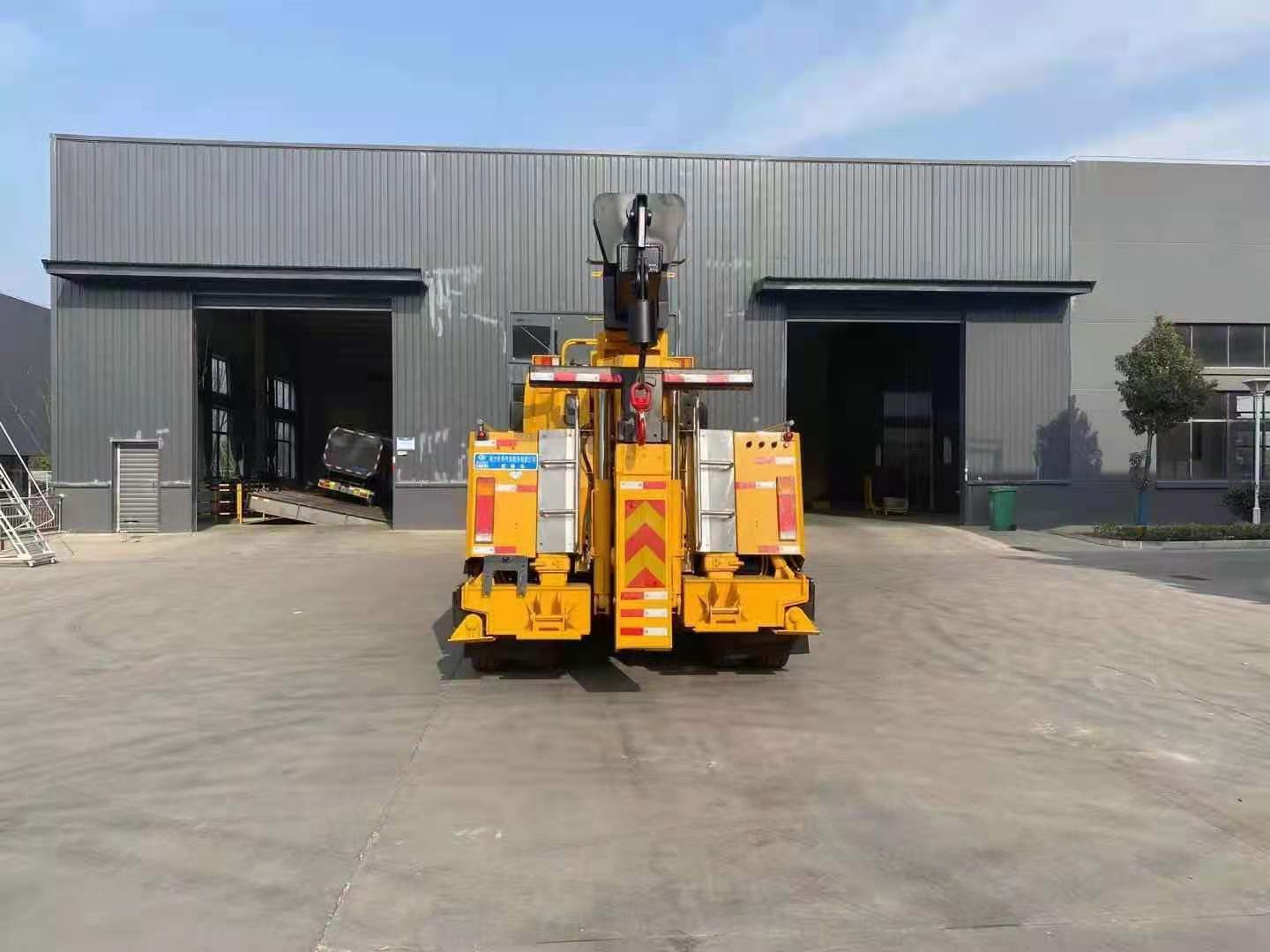 國(guó)六東風(fēng)天龍后雙橋拖吊分離清障車