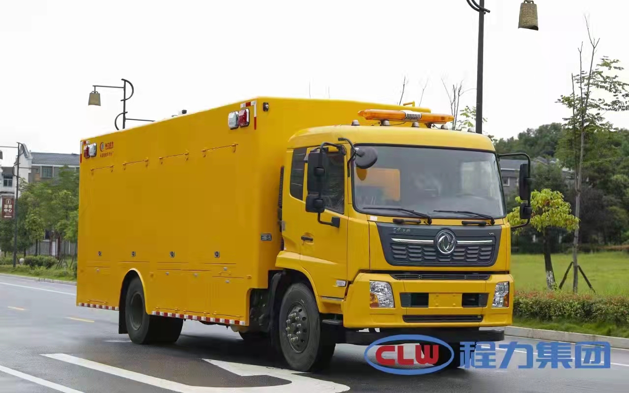 程力東風(fēng)天錦排水搶險(xiǎn)車