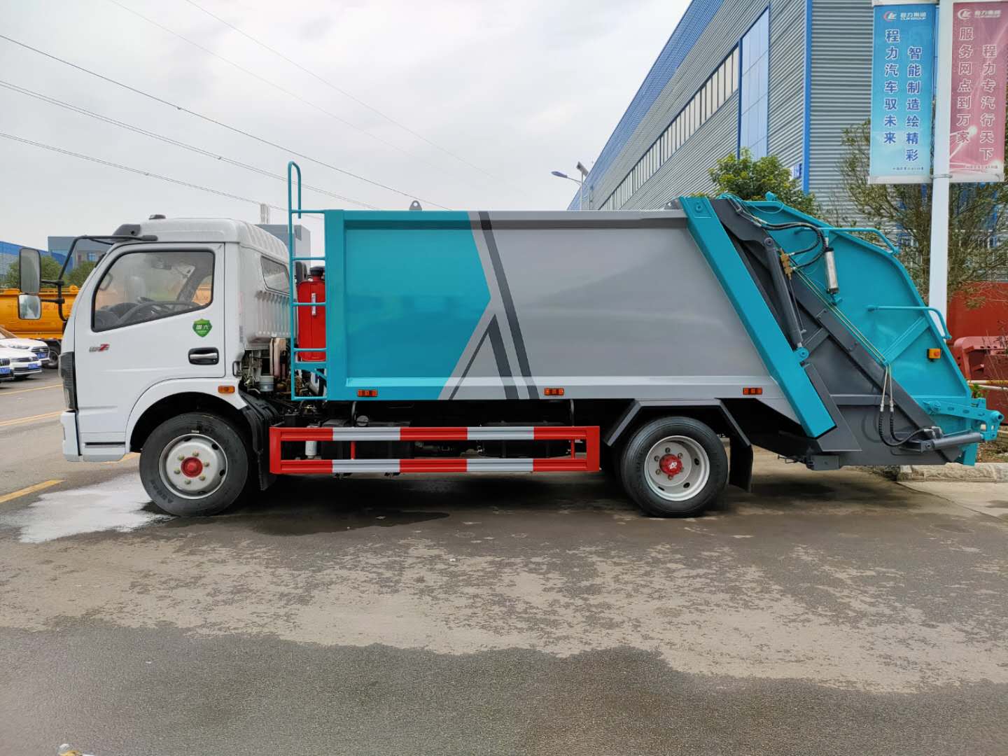 國六東風多利卡壓縮垃圾車