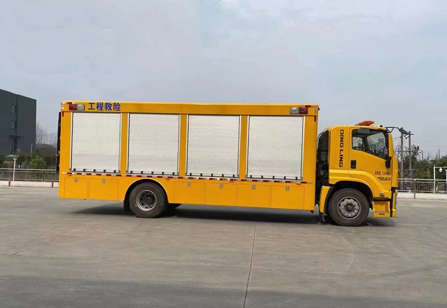 國(guó)六五十鈴5550軸距救援車