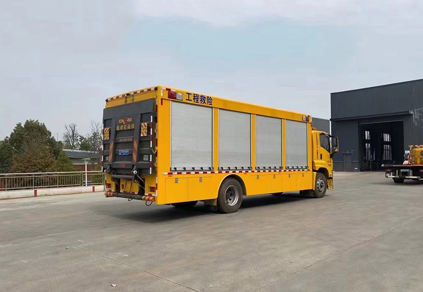 國(guó)六五十鈴5550軸距救援車