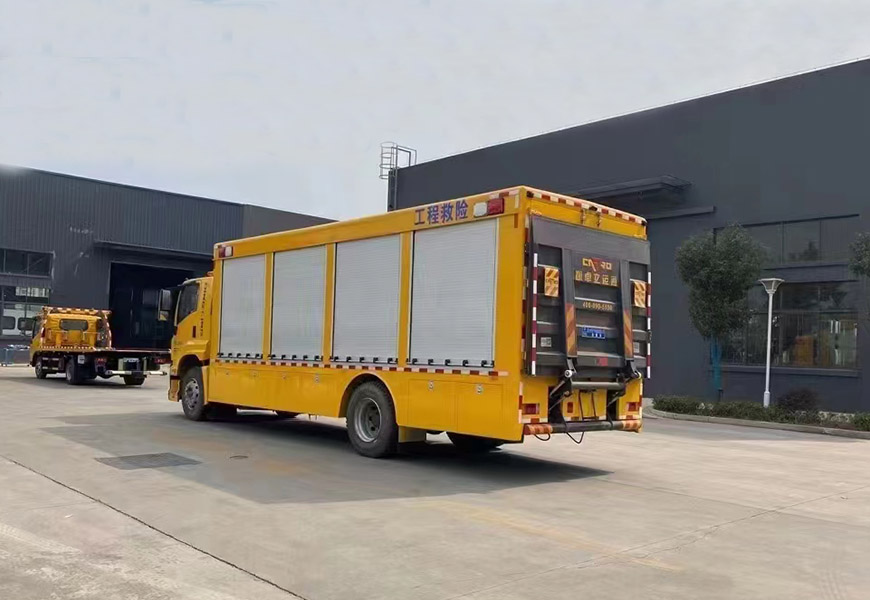 國(guó)六五十鈴5550軸距救援車