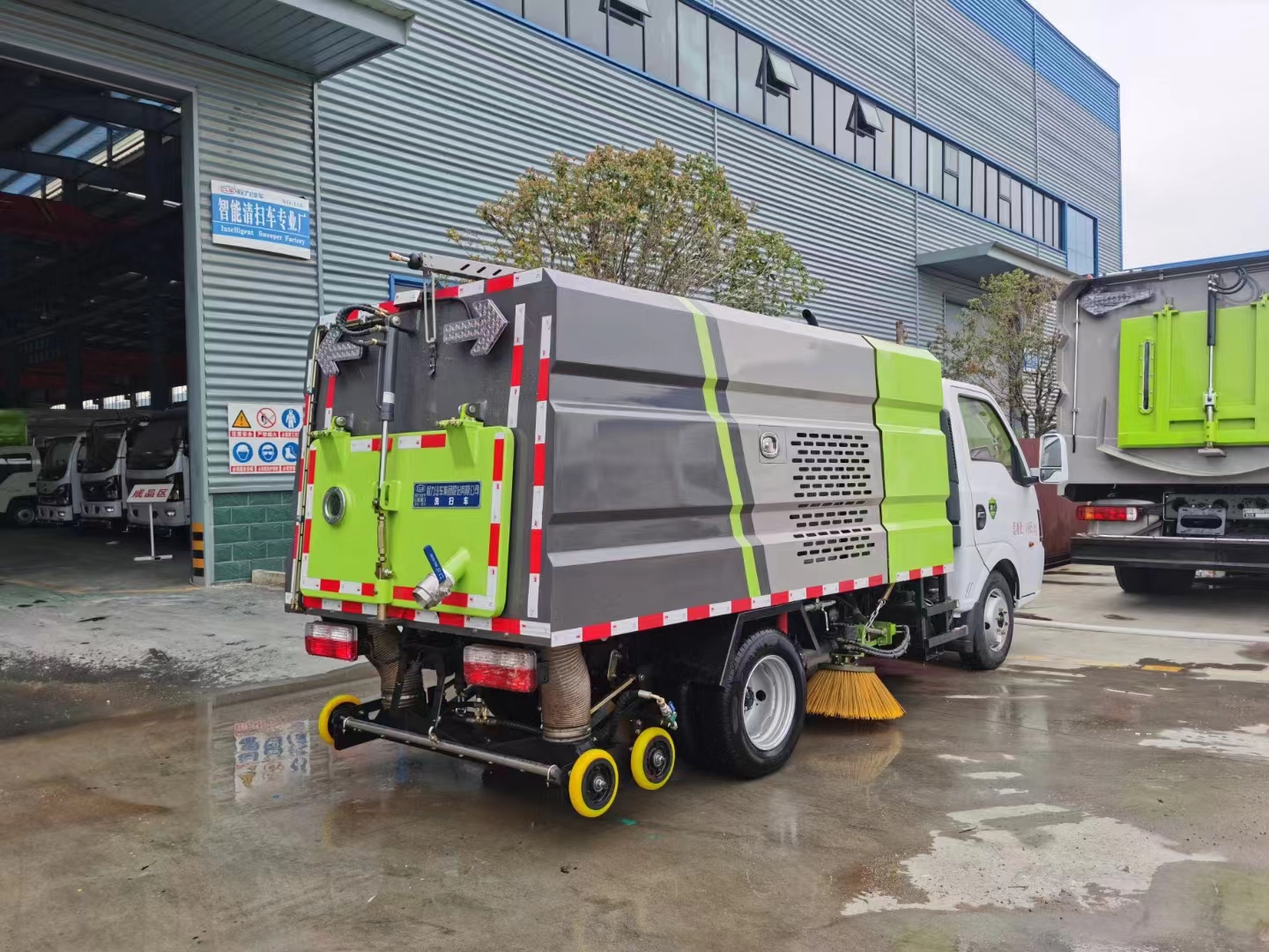 國六東風(fēng)途逸洗掃車