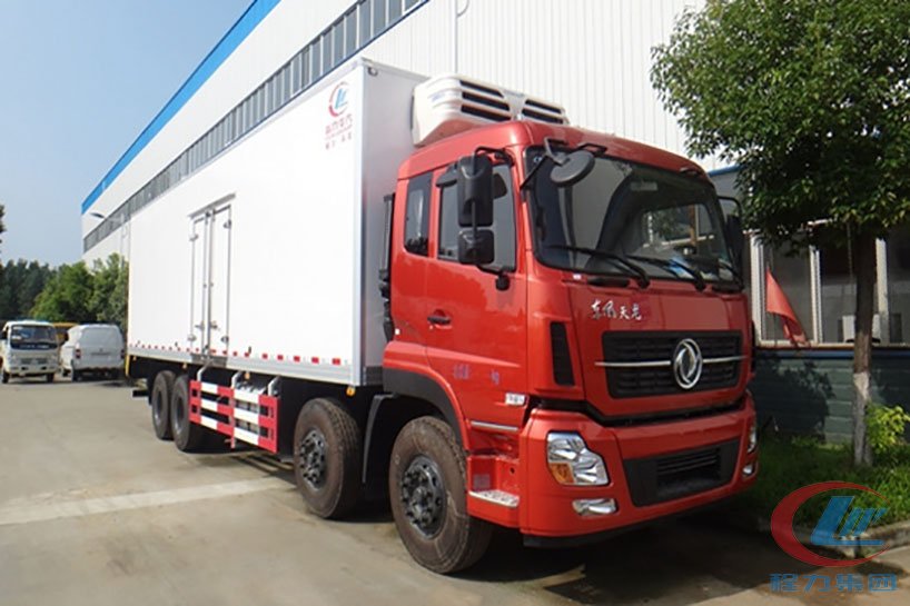 程力東風(fēng)天龍前四后八冷藏車高清圖