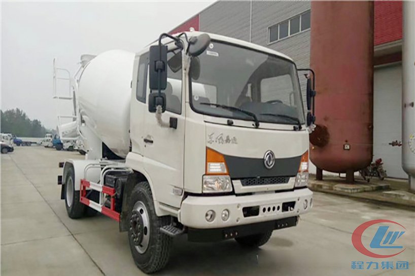 東風(fēng)嘉運(yùn)6方混凝土攪拌車側(cè)面圖