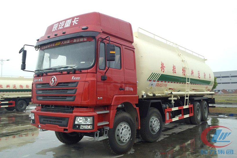 陜汽德龍F(tuán)3000前四后八國五41方粉粒物料運(yùn)輸車側(cè)面圖