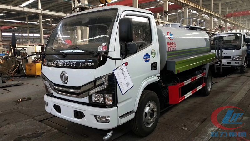 東風(fēng)多利卡D6國(guó)六灑水車