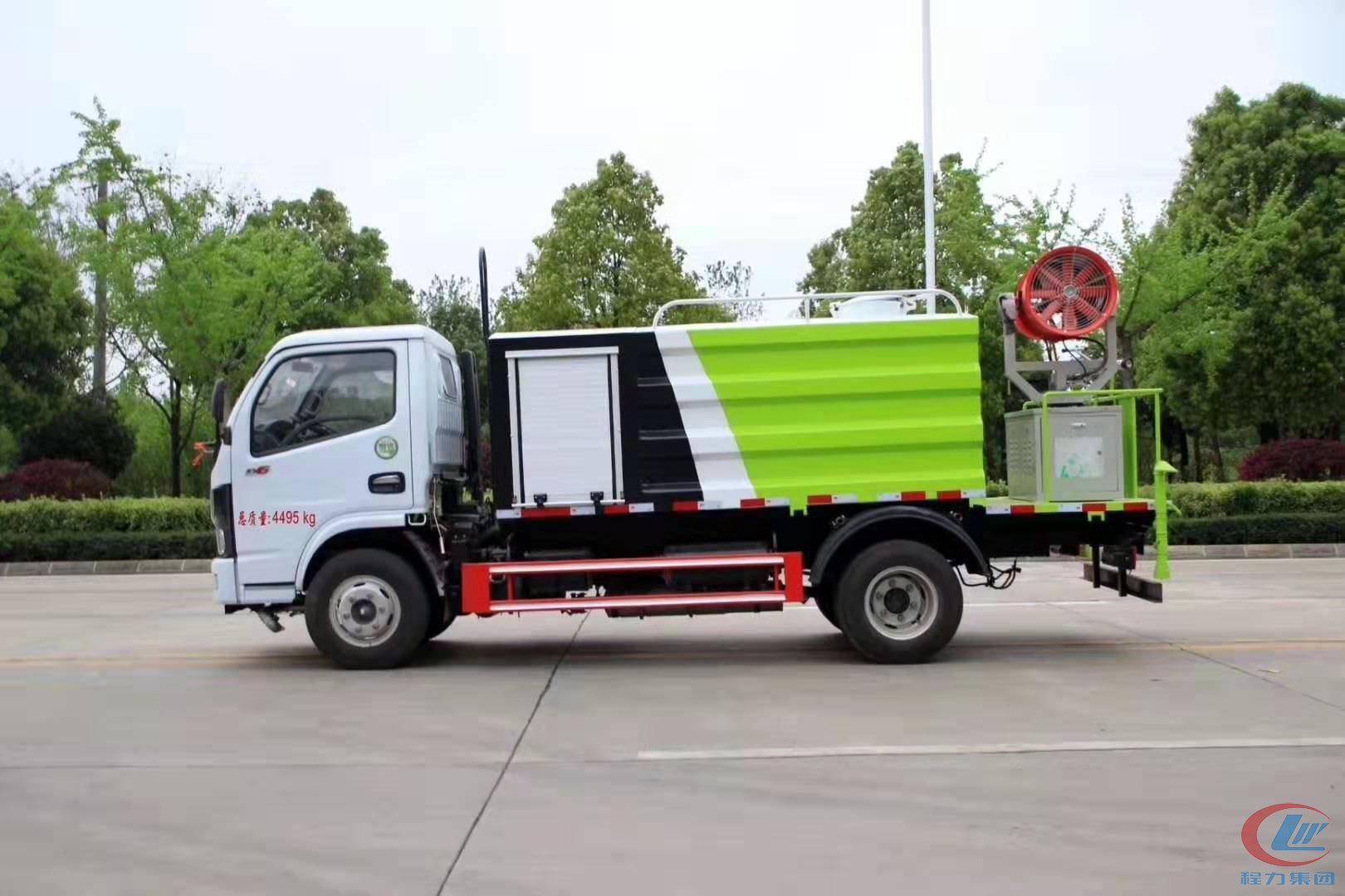 東風(fēng)多利卡D6藍牌抑塵車