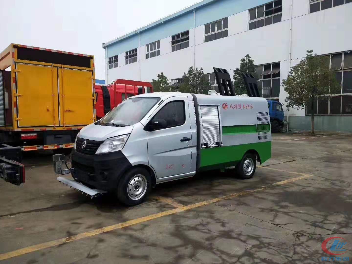 程力集團長安路面清洗車