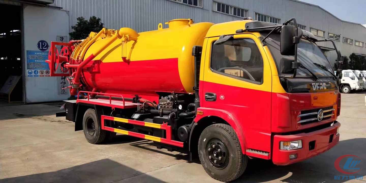 東風(fēng)多利卡D7一體罐清洗吸污車