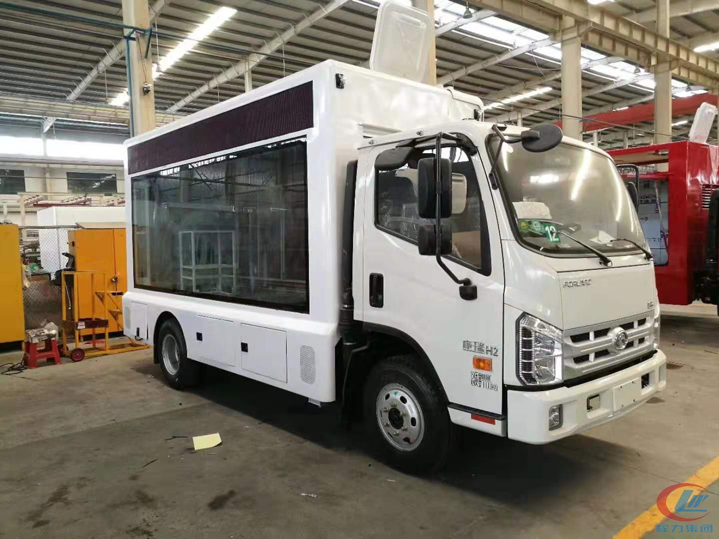 福田時(shí)代康瑞H2宣傳車(chē)LED廣告宣傳車(chē)