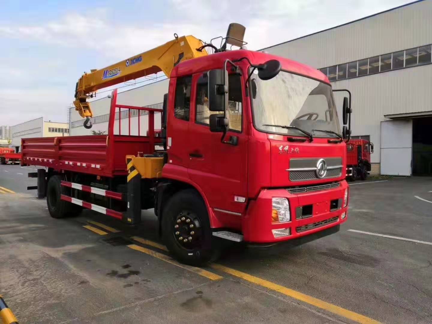 東風(fēng)天錦隨車吊徐工吊機