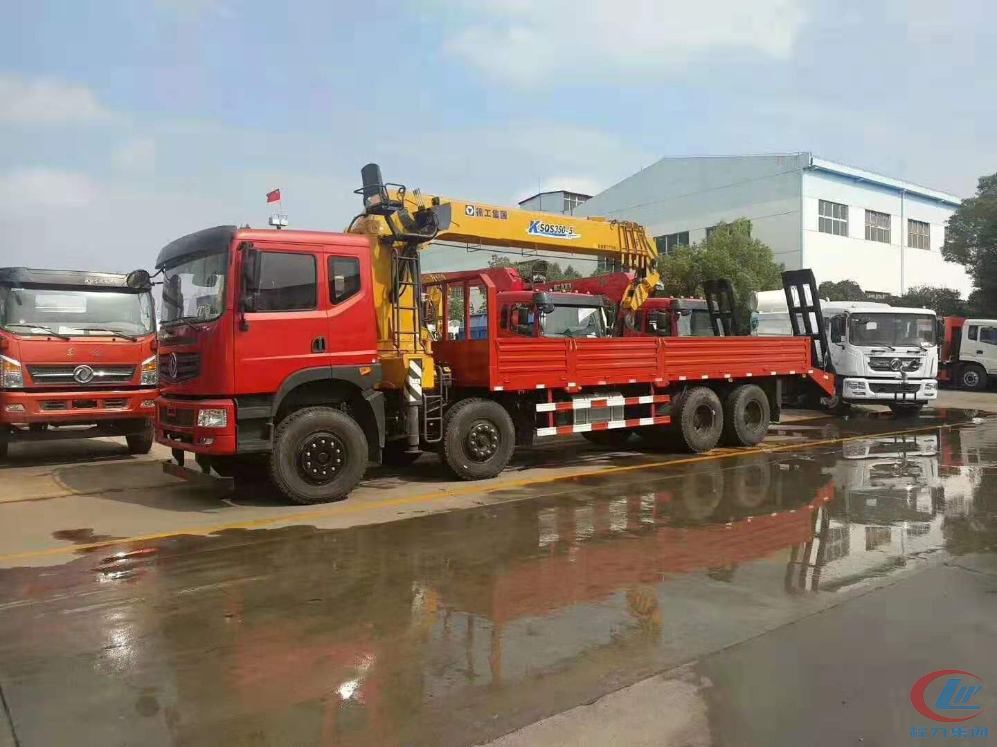 程力東風(fēng)隨車(chē)吊高清圖