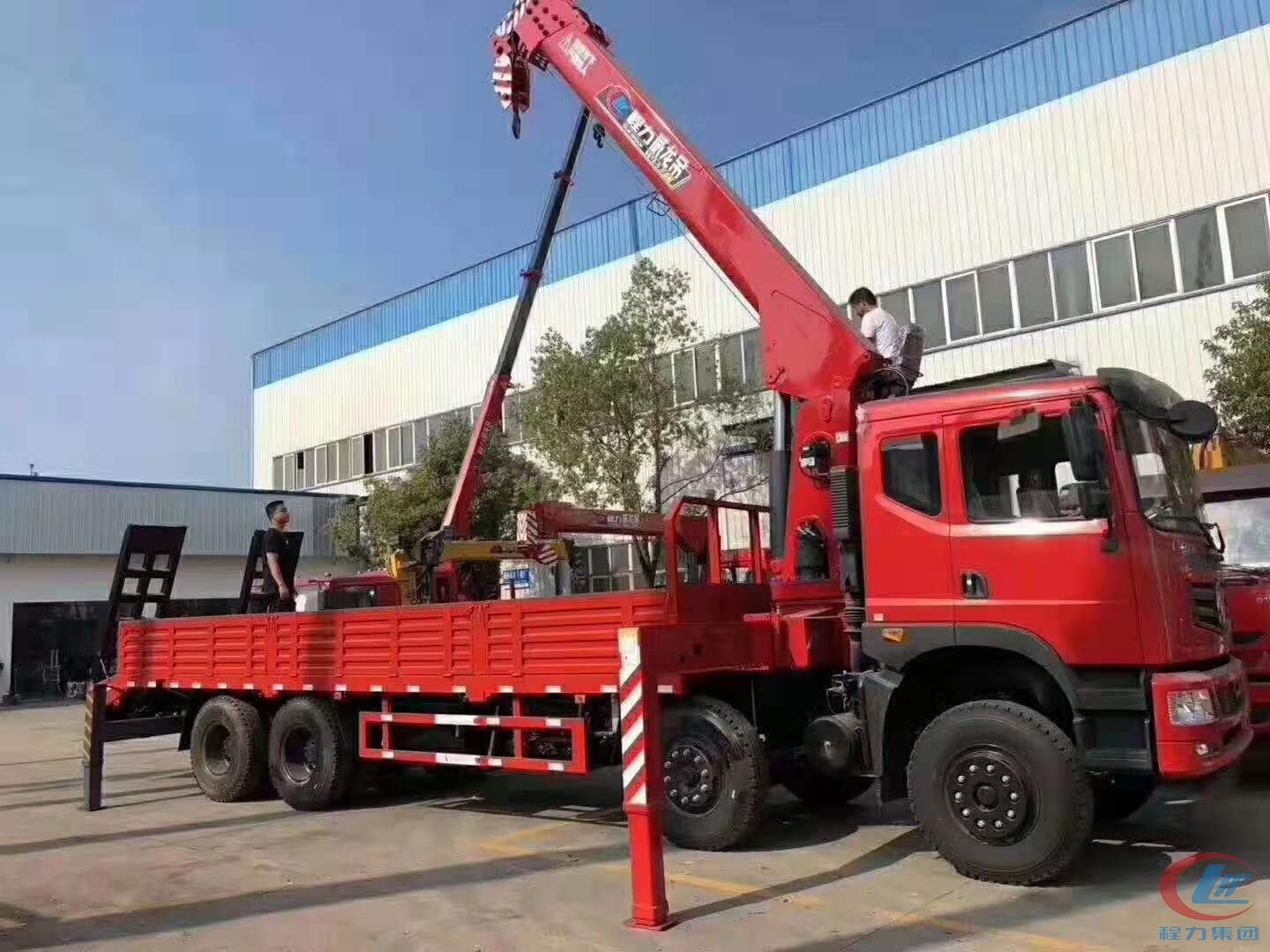 東風(fēng)T5隨車(chē)吊