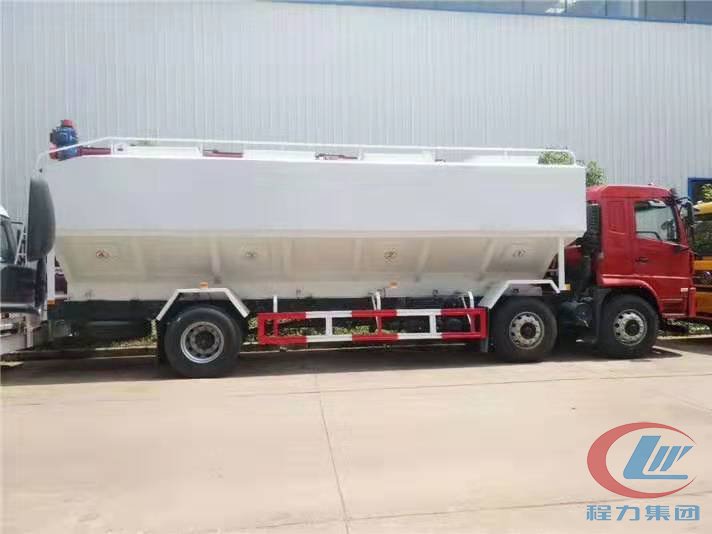 程力陜汽軒德小三軸散裝飼料車(chē)