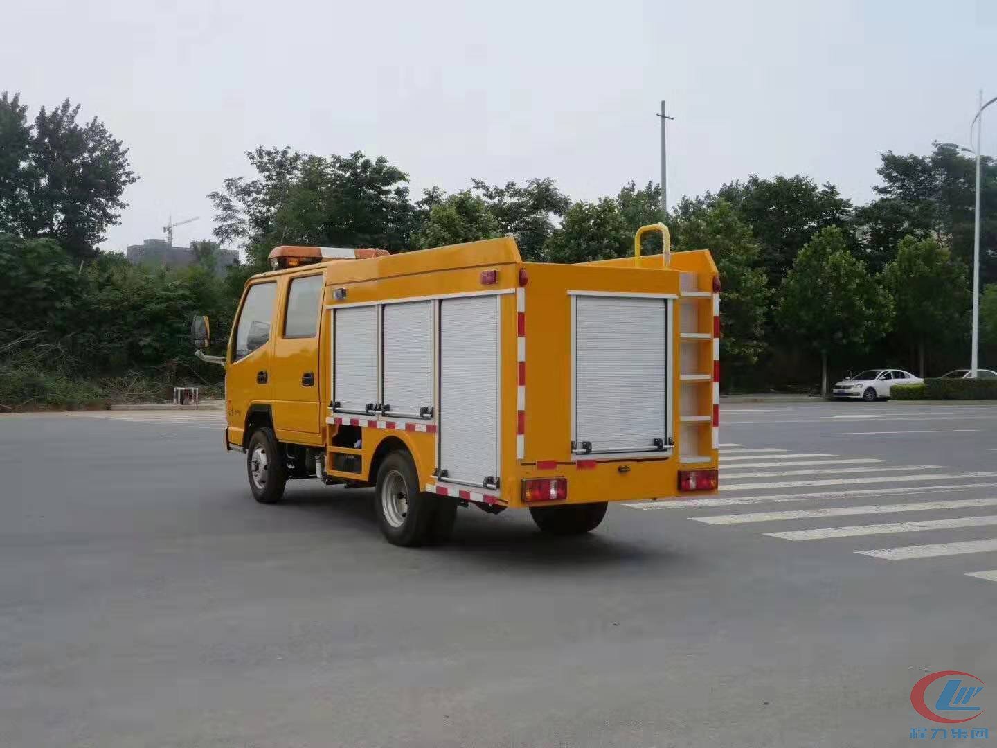 凱馬雙排搶險車，凱馬救險車