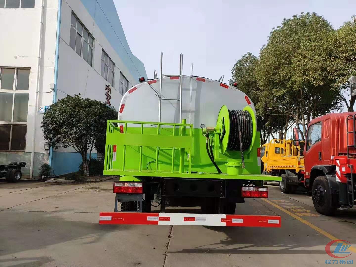 國(guó)六D9高壓清洗車(chē)