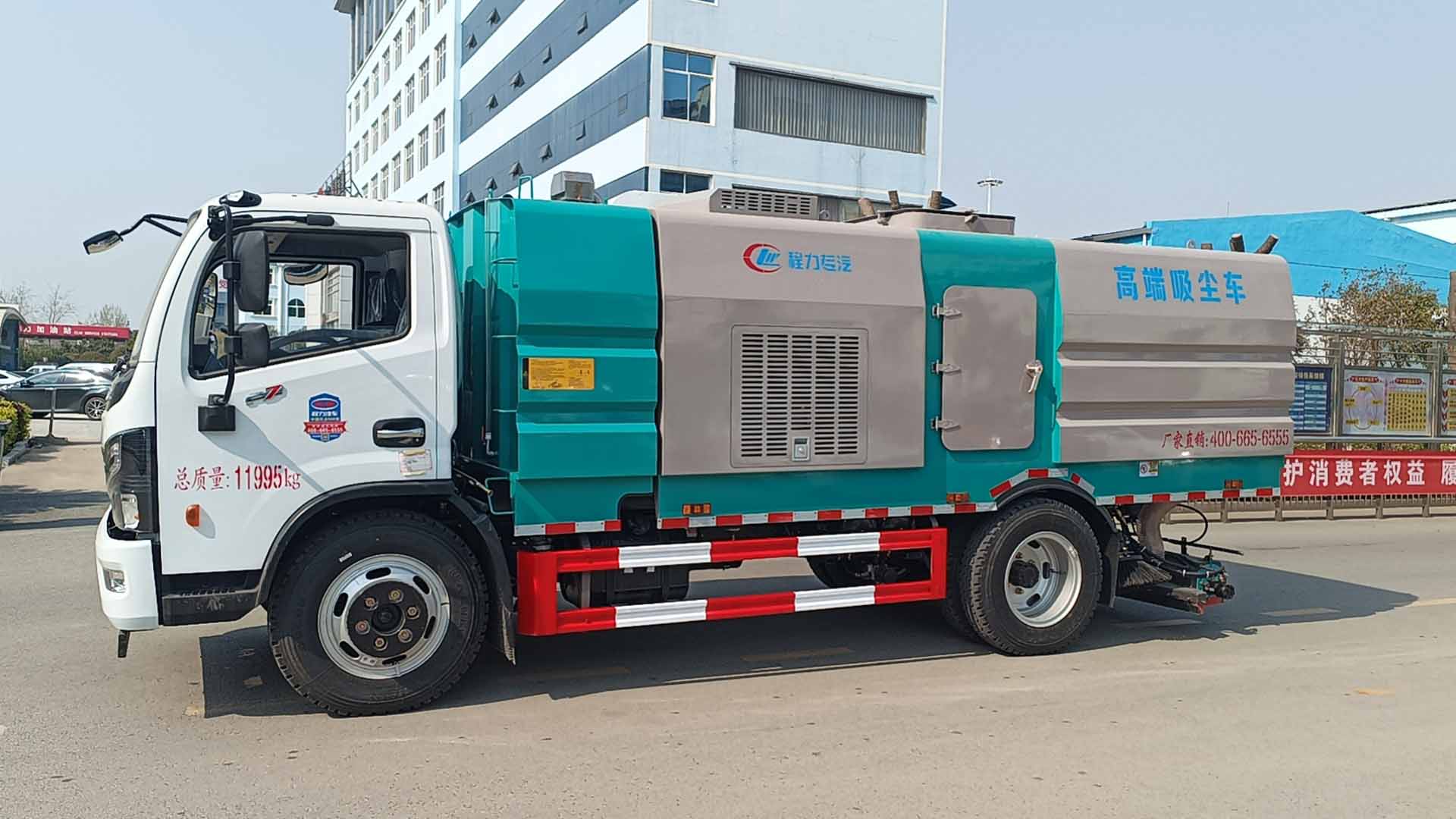 程力礦區(qū)專用清掃車，后置吸塵車